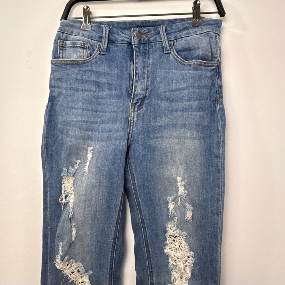 Fashion Nova Distressed Straight-Leg Jeans – Size 7 – Excellent Condition - Picture 7 of 15